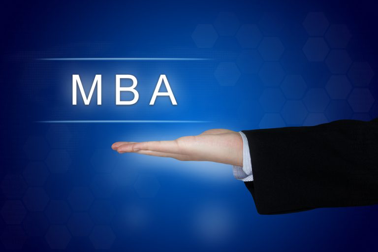 Du Học Canada: Nên Chọn MBA Của Laurier Hay Ryerson?