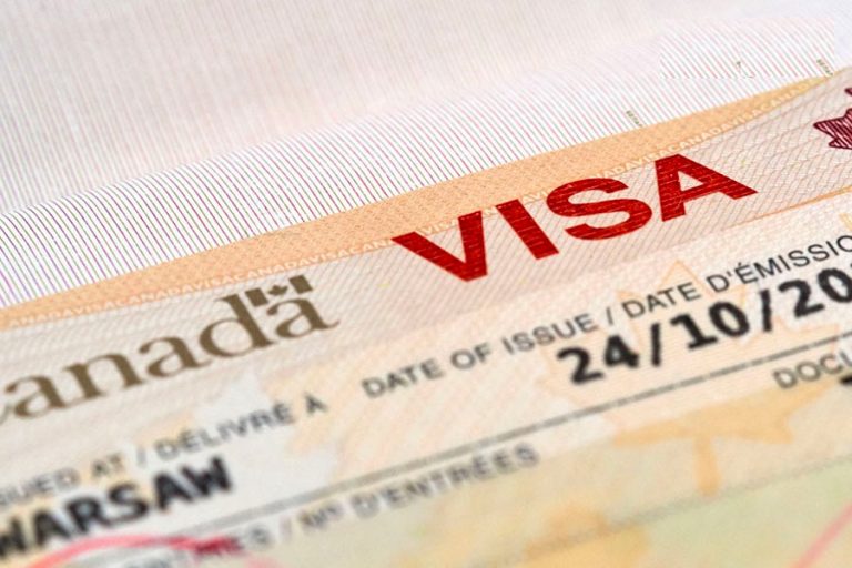 Chọn học Post graduate ngành AI sẽ rất dễ xin Visa Canada?